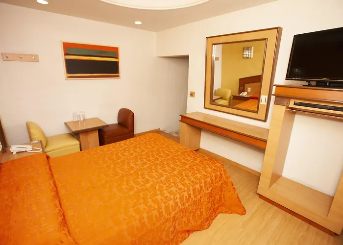 Hotel Tres Colonias - Adults Only 2*